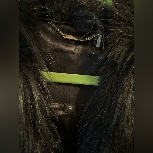 NEW with Tags Ivanka Trump Black Fur Vest. Size XS - Picture 4 of 7